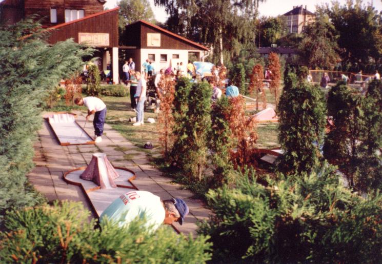 Pohled na arel v roce 1992